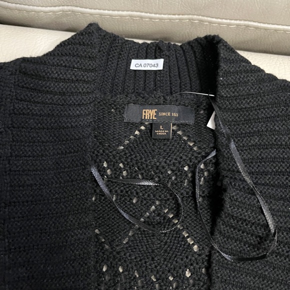 NWT - Frye Women's Oversized Pointelle Knit Open Front Cardigan - Size L - Picture 7 of 9